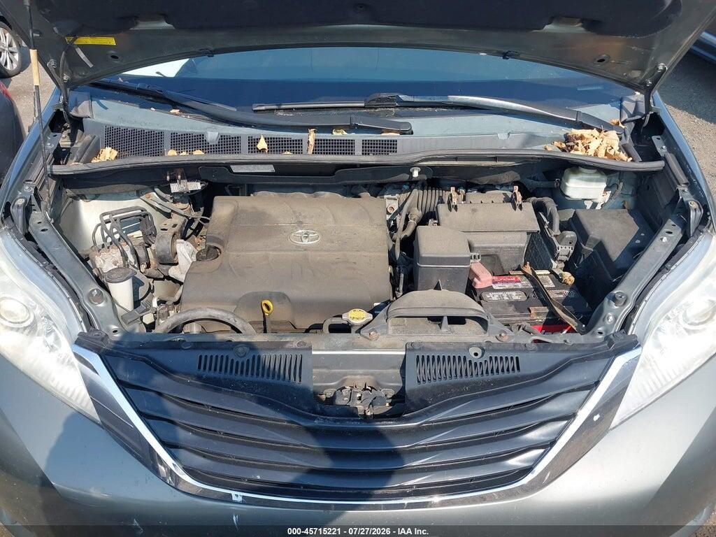 5TDKK3DC6BS097813 2011 TOYOTA SIENNA photo no. 10