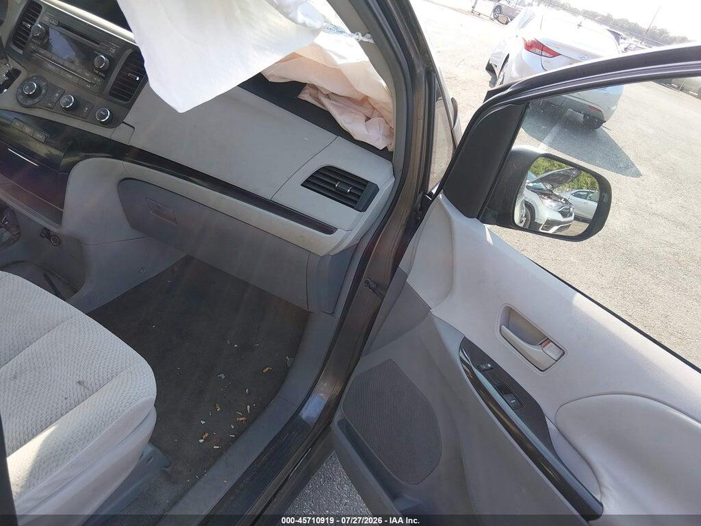 5TDKK3DC9BS043731 2011 TOYOTA SIENNA photo no. 5