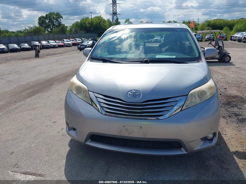 5TDDK3DC6BS006922 2011 TOYOTA SIENNA photo no. 12