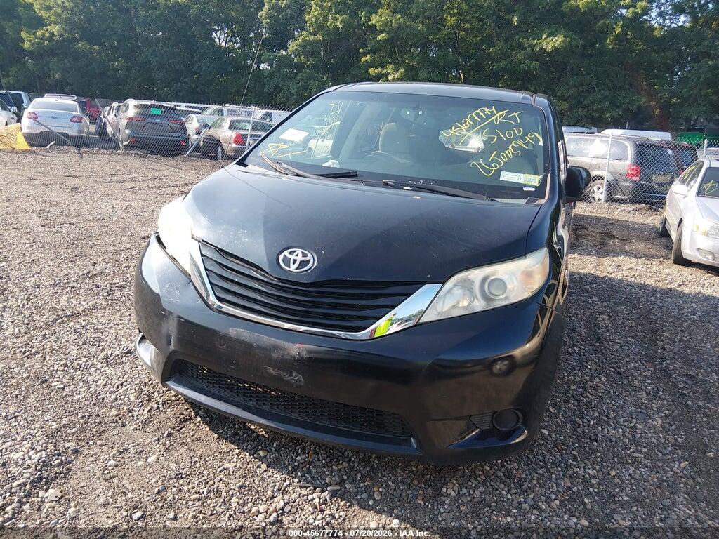 5TDJK3DC1BS021802 2011 TOYOTA SIENNA photo no. 11
