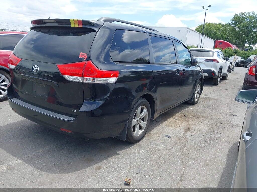 5TDKK3DC8BS040917 2011 TOYOTA SIENNA photo no. 4