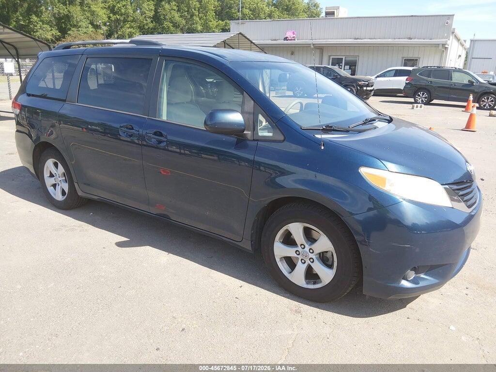 5TDKK3DC7BS155346 2011 TOYOTA SIENNA photo no. 1