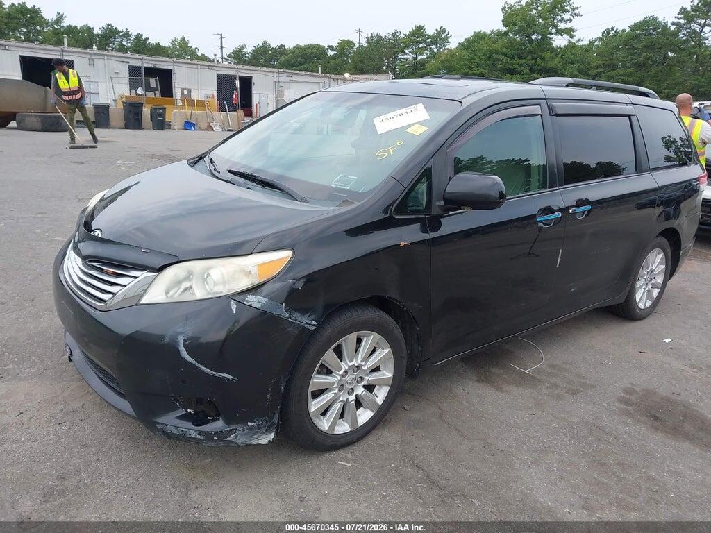 5TDDK3DCXBS019835 2011 TOYOTA SIENNA photo no. 6