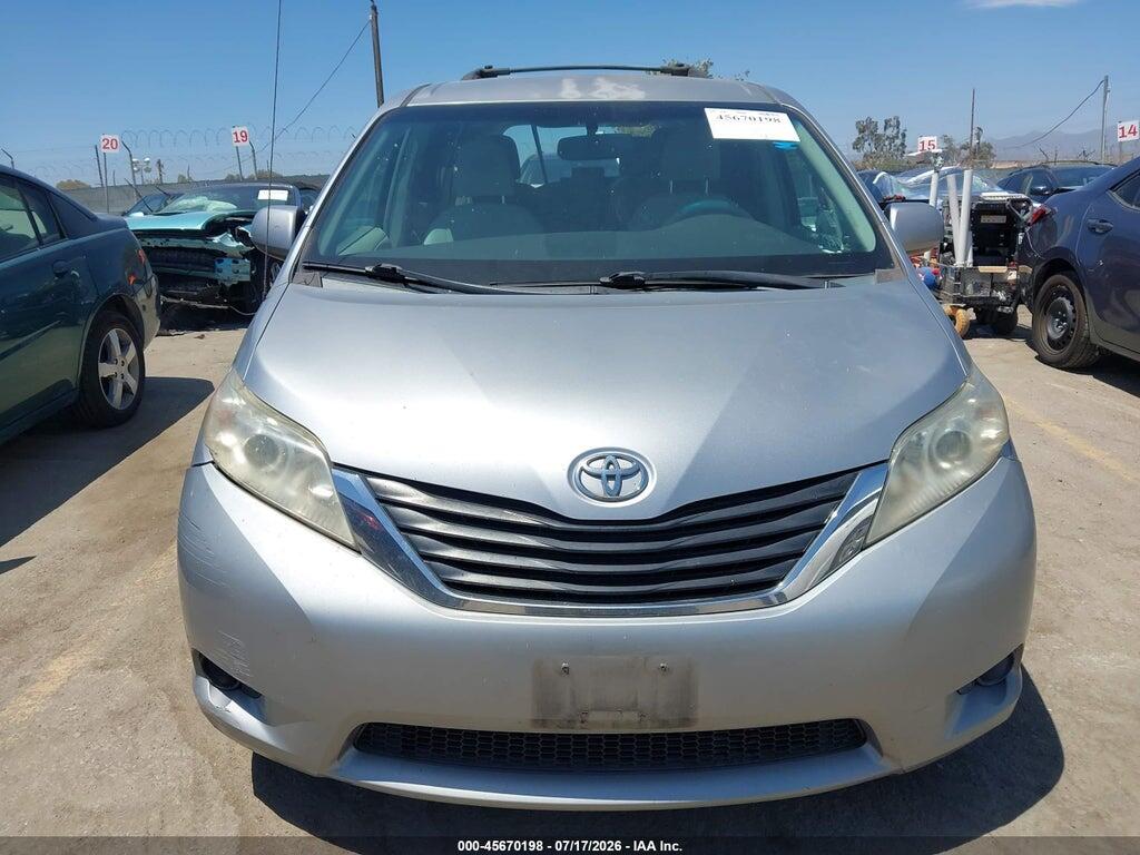 5TDKK3DC4BS169396 2011 TOYOTA SIENNA photo no. 11