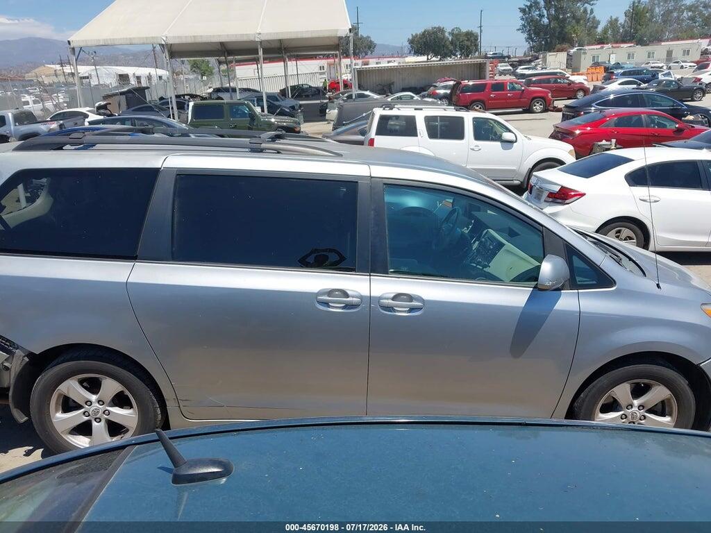 5TDKK3DC4BS169396 2011 TOYOTA SIENNA photo no. 12
