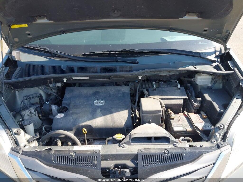 5TDYK3DC6BS153582 2011 TOYOTA SIENNA photo no. 10