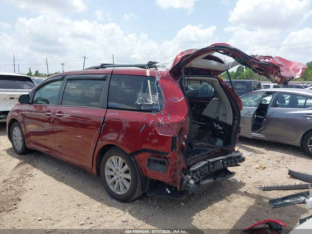 5TDDK3DC5BS019662 2011 TOYOTA SIENNA photo no. 3