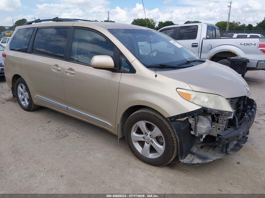 5TDKK3DC8BS119004 2011 TOYOTA SIENNA photo no. 1