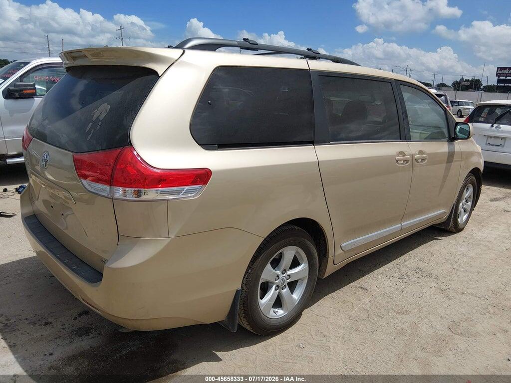 5TDKK3DC8BS119004 2011 TOYOTA SIENNA photo no. 4