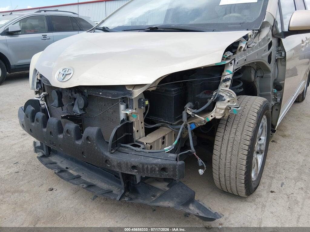5TDKK3DC8BS119004 2011 TOYOTA SIENNA photo no. 6