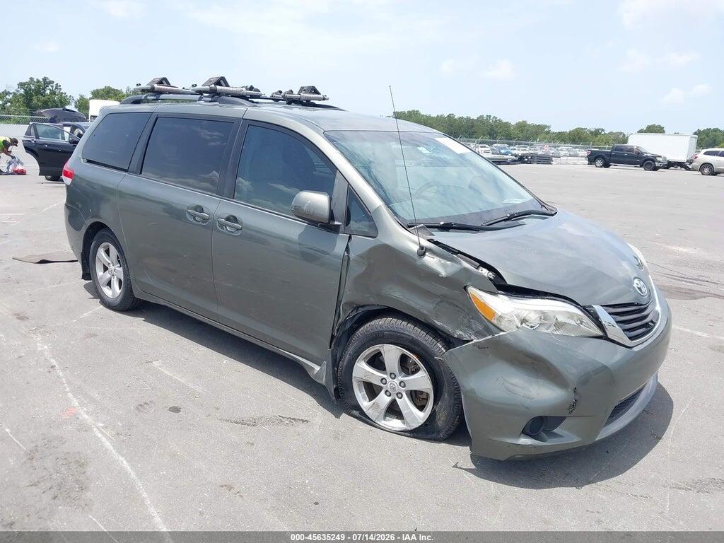 5TDKK3DC6BS156309 2011 TOYOTA SIENNA photo no. 1