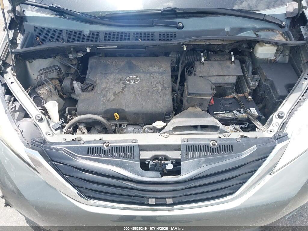 5TDKK3DC6BS156309 2011 TOYOTA SIENNA photo no. 10