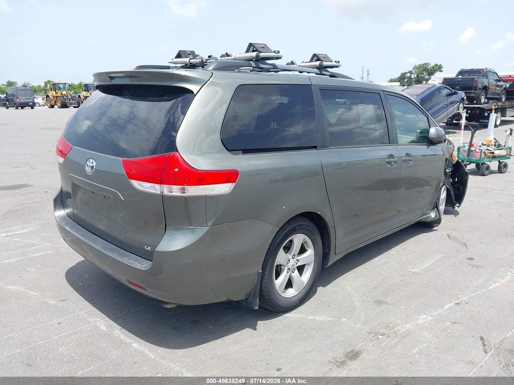 5TDKK3DC6BS156309 2011 TOYOTA SIENNA photo no. 4