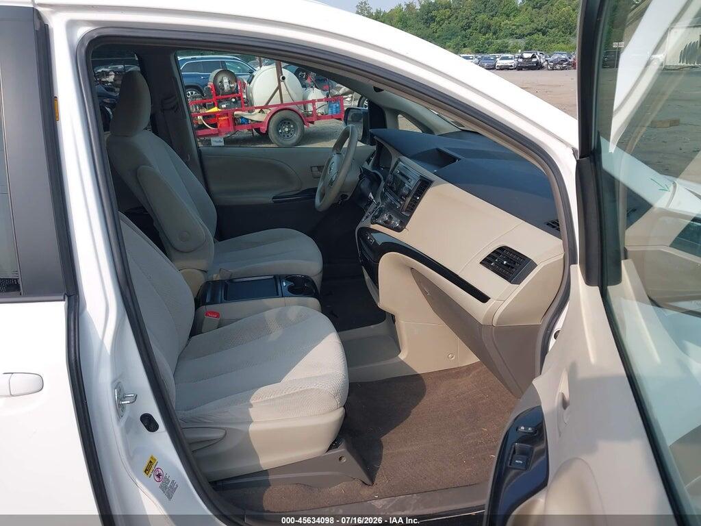 5TDKK3DC2BS162124 2011 TOYOTA SIENNA photo no. 5