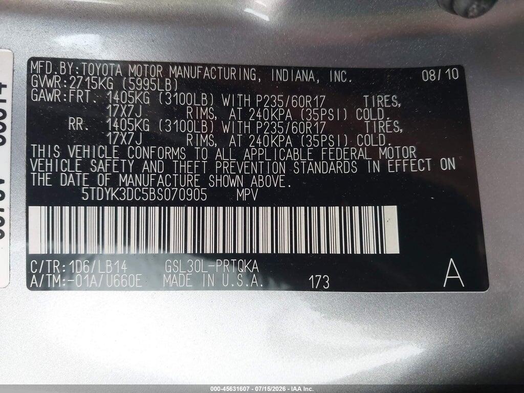 5TDYK3DC5BS070905 2011 TOYOTA SIENNA photo no. 9