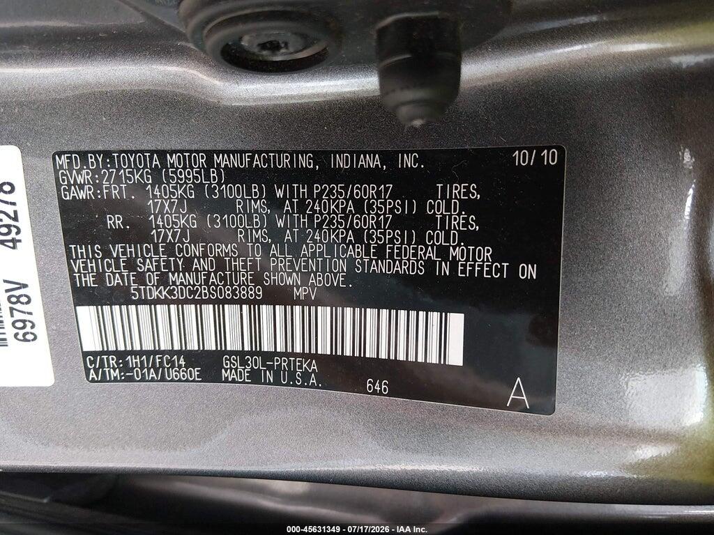 5TDKK3DC2BS083889 2011 TOYOTA SIENNA photo no. 9