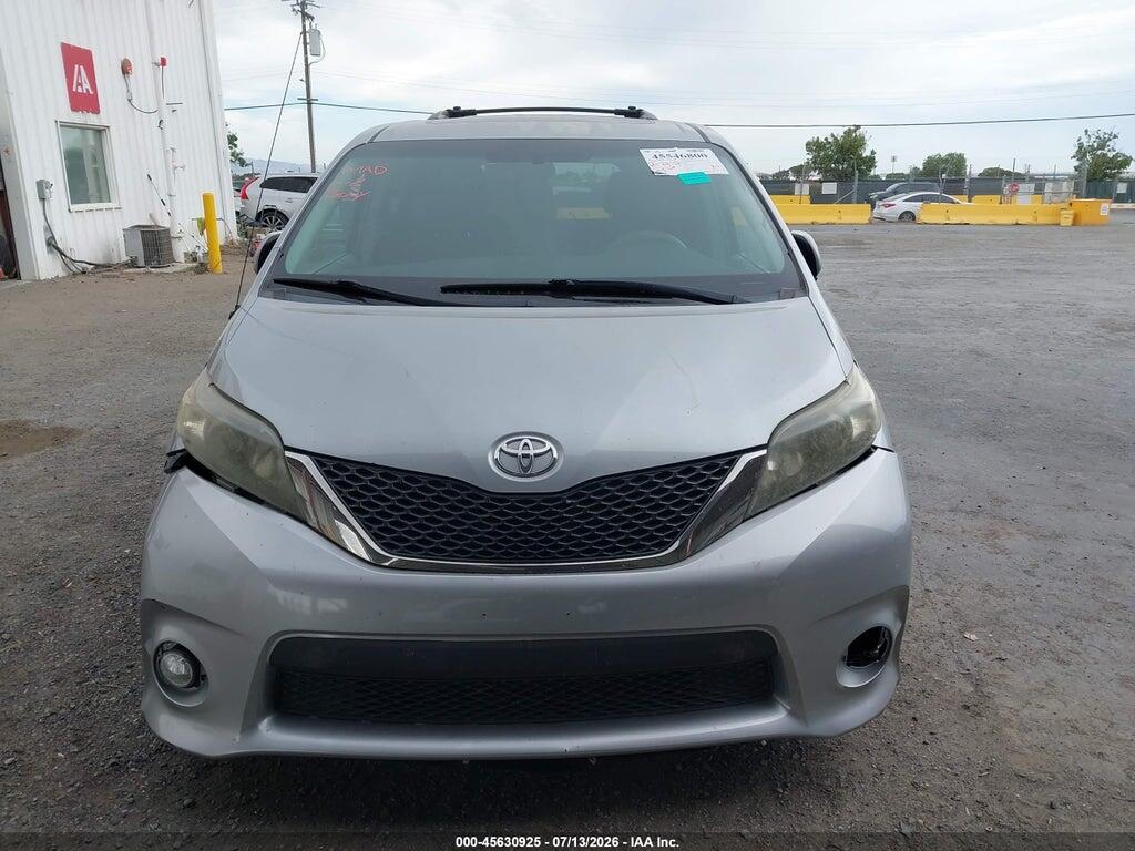 5TDXK3DC8BS159475 2011 TOYOTA SIENNA photo no. 6