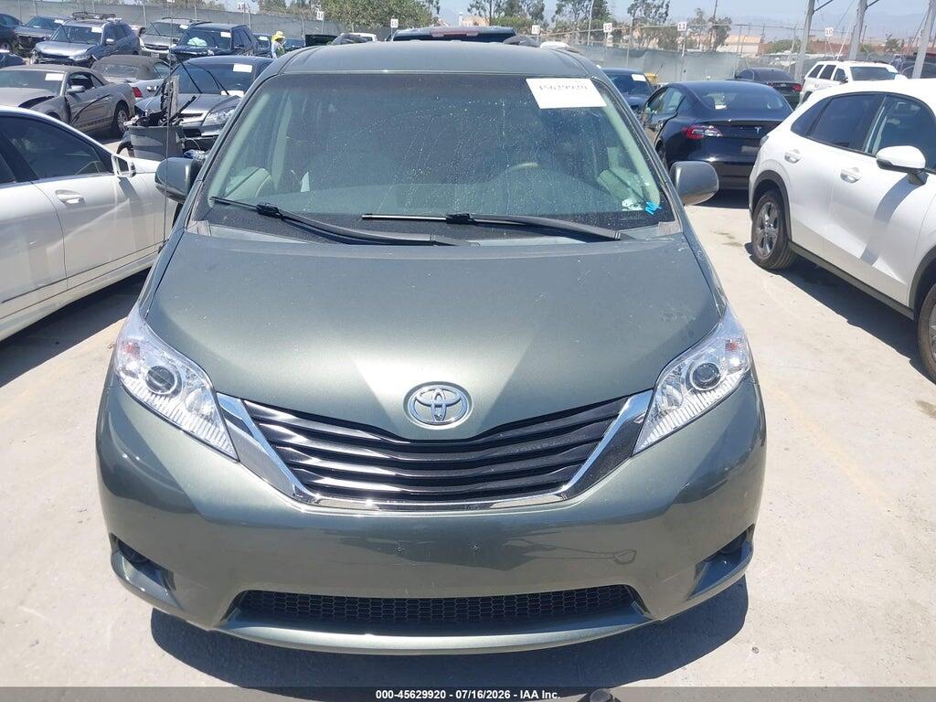 5TDKK3DC8BS043252 2011 TOYOTA SIENNA photo no. 12