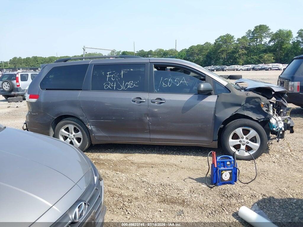 5TDKK3DC5BS130512 2011 TOYOTA SIENNA photo no. 12