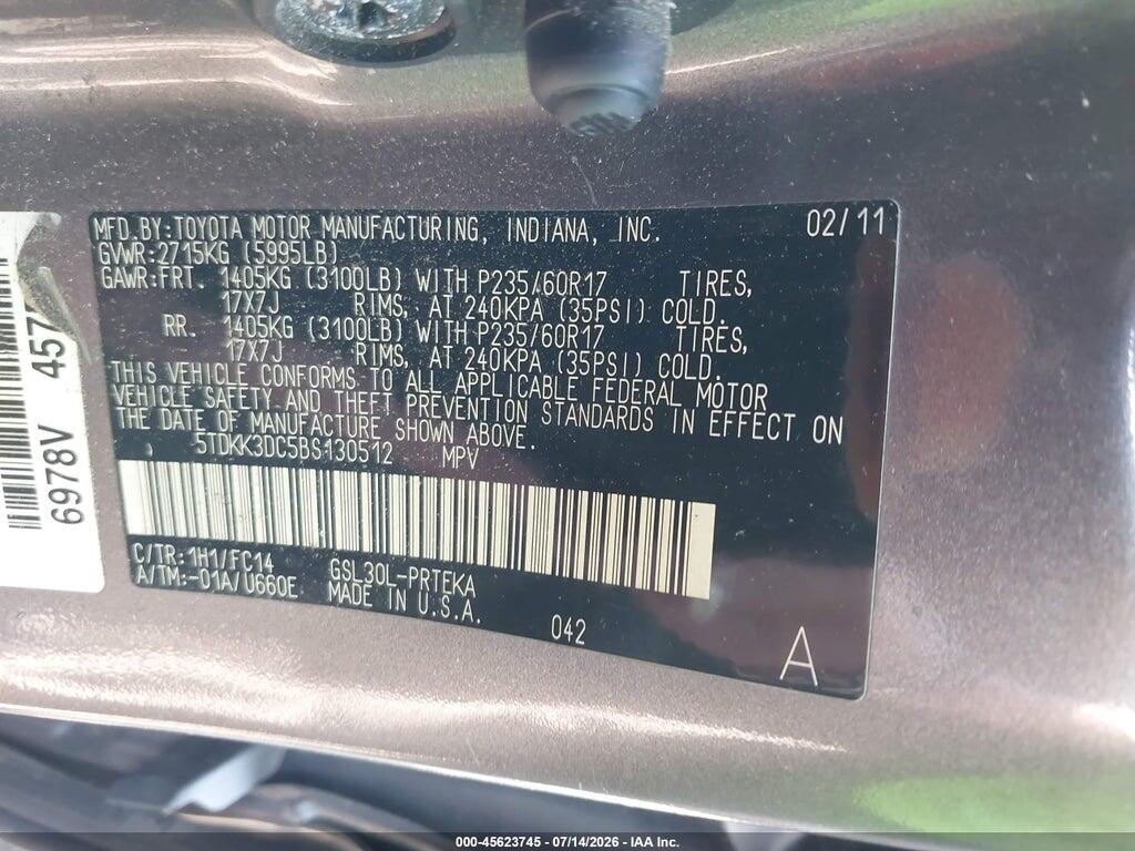 5TDKK3DC5BS130512 2011 TOYOTA SIENNA photo no. 9