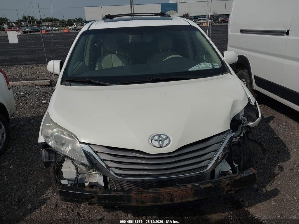 5TDYK3DCXBS118656 2011 TOYOTA SIENNA photo no. 12