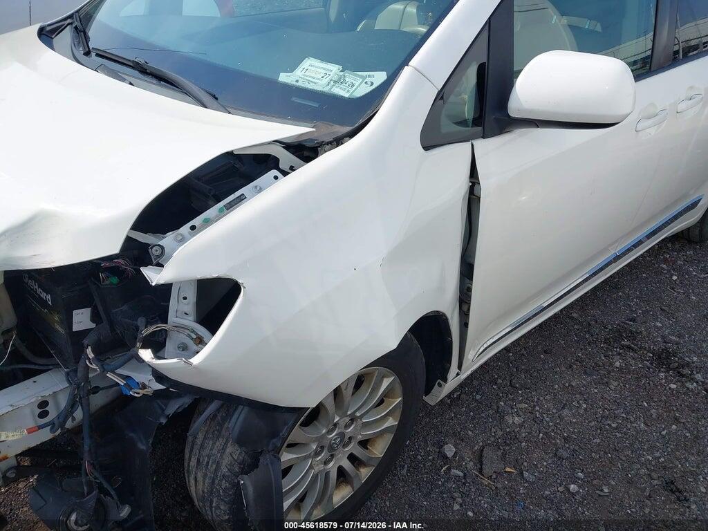 5TDYK3DCXBS118656 2011 TOYOTA SIENNA photo no. 6