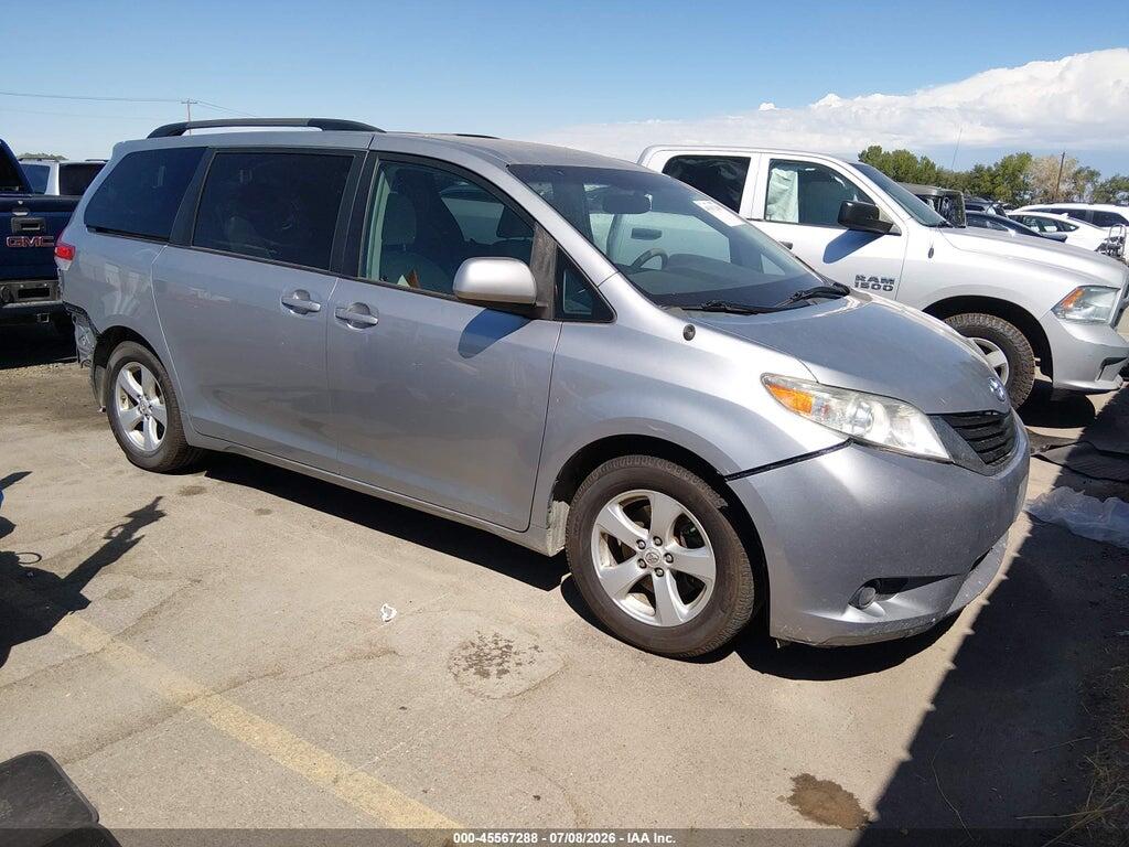 5TDKK3DC8BS098672 2011 TOYOTA SIENNA photo no. 1