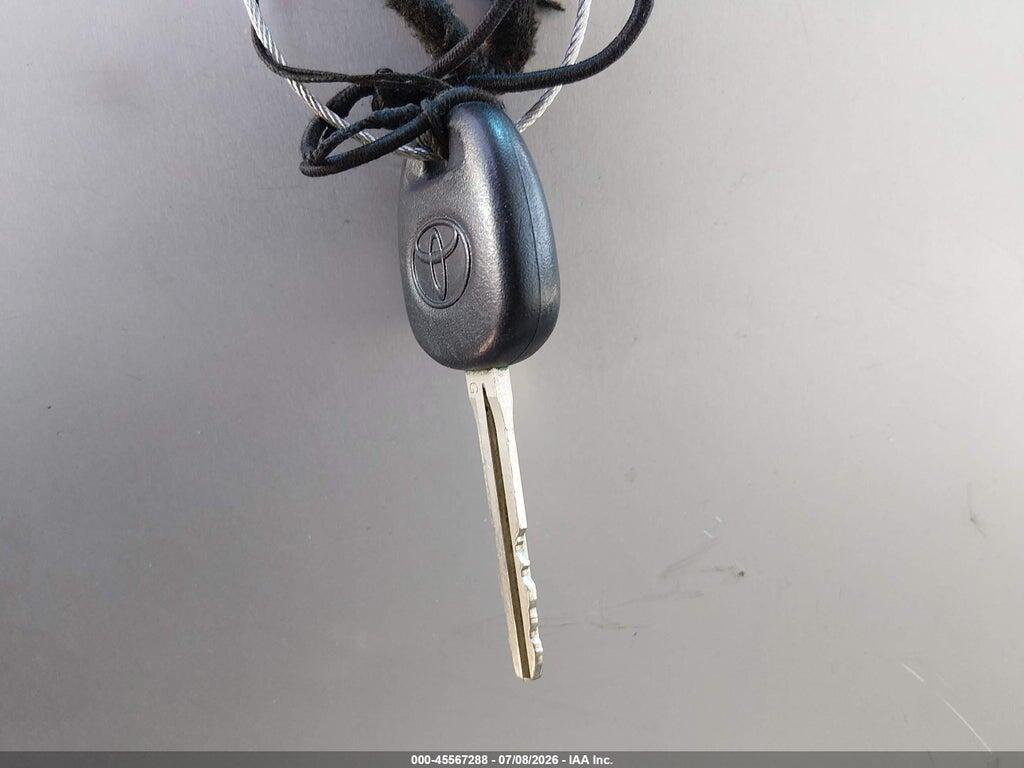 5TDKK3DC8BS098672 2011 TOYOTA SIENNA photo no. 11