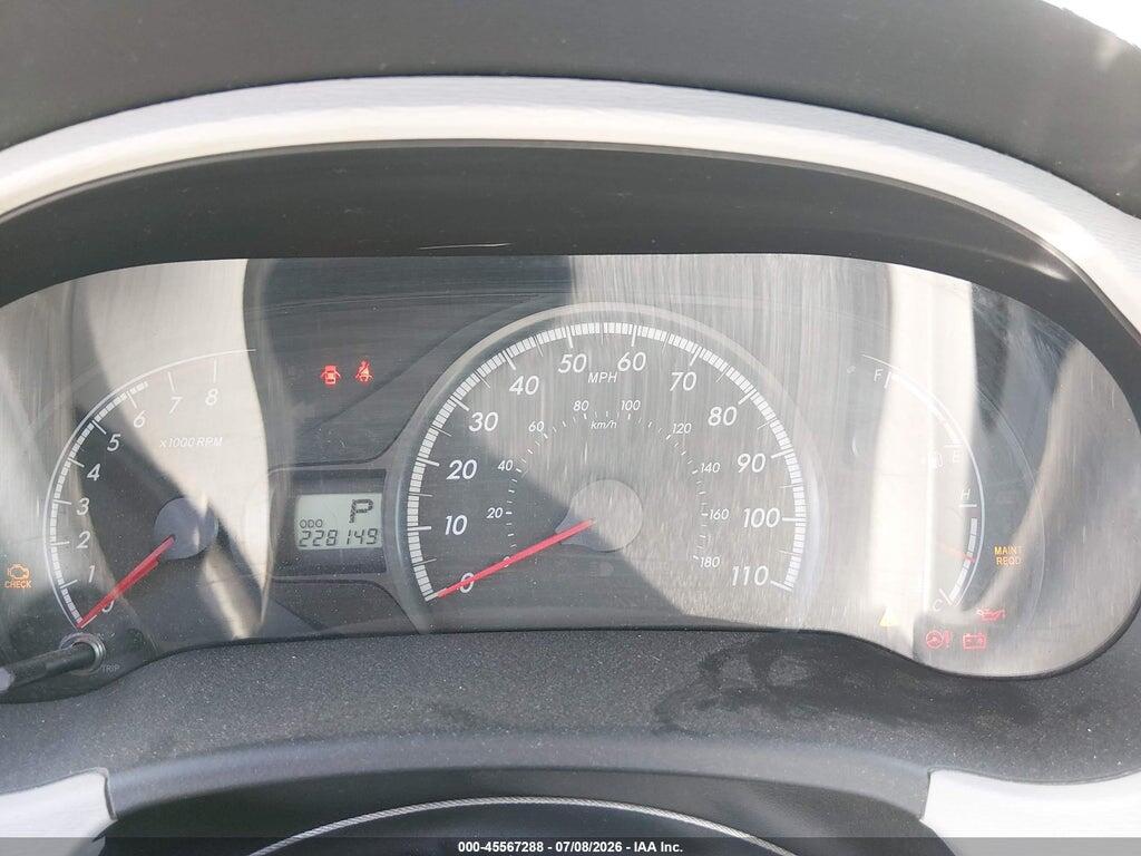 5TDKK3DC8BS098672 2011 TOYOTA SIENNA photo no. 7
