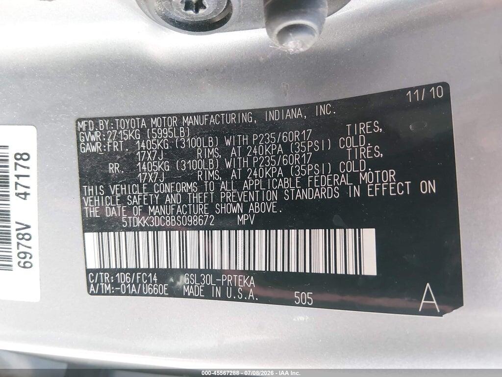 5TDKK3DC8BS098672 2011 TOYOTA SIENNA photo no. 9