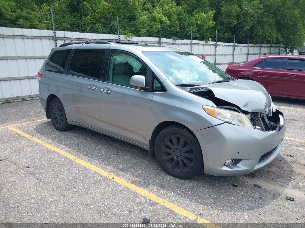 5TDDK3DC5BS008659 2011 TOYOTA SIENNA photo no. 1