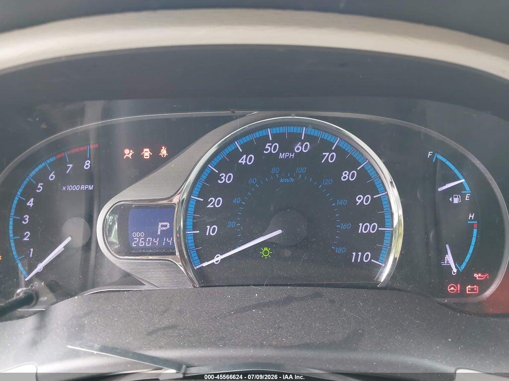 5TDDK3DC5BS008659 2011 TOYOTA SIENNA photo no. 7