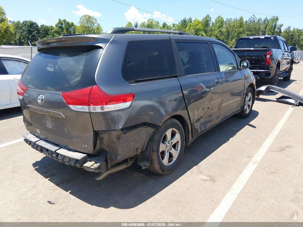5TDKK3DC1BS058501 2011 TOYOTA SIENNA photo no. 4