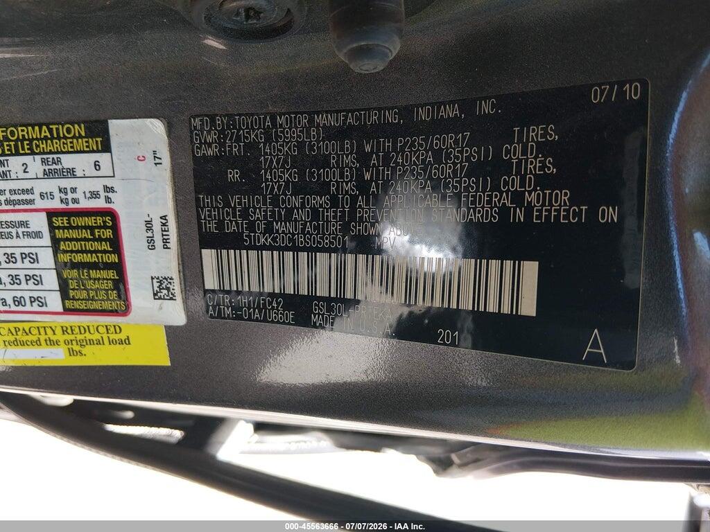 5TDKK3DC1BS058501 2011 TOYOTA SIENNA photo no. 9
