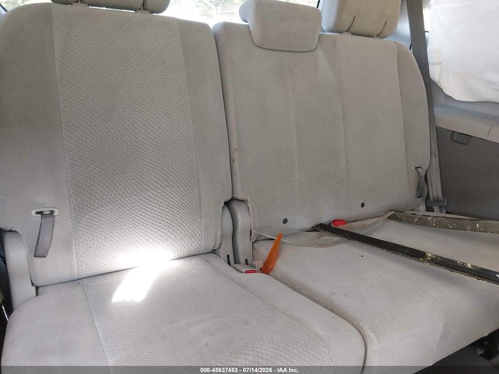 5TDJK3DC8BS008948 2011 TOYOTA SIENNA photo no. 8