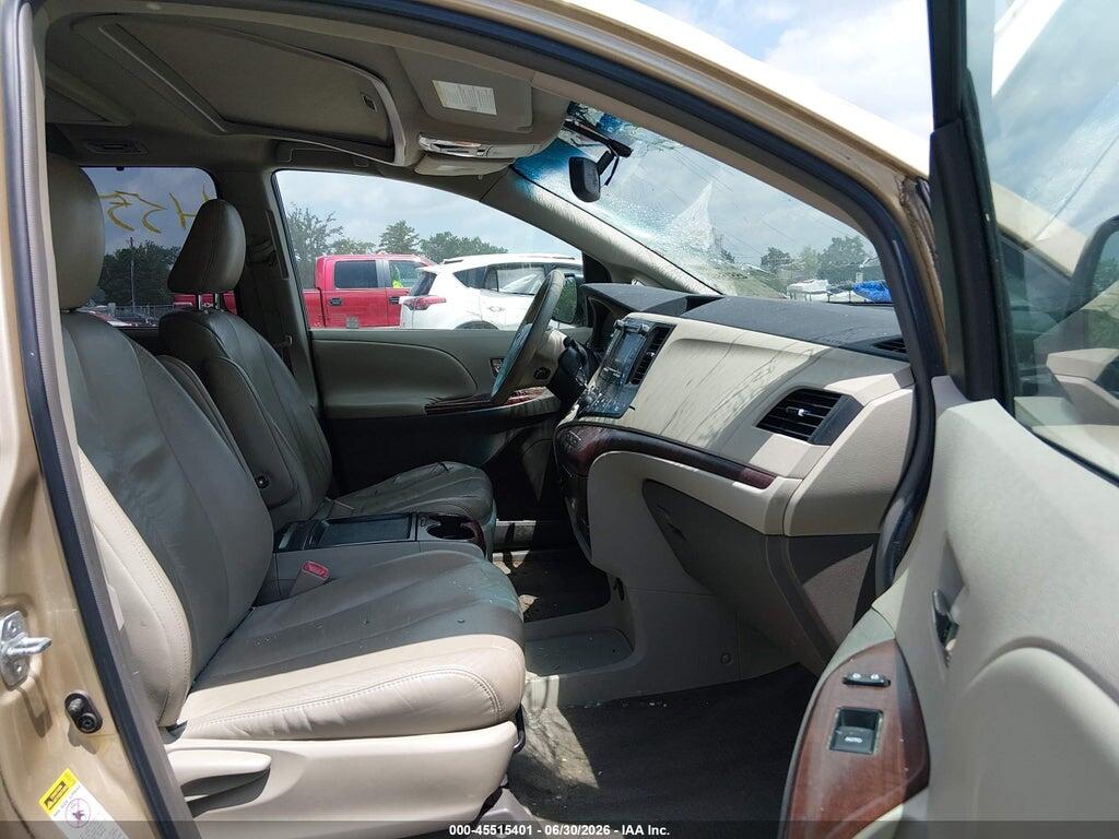 5TDYK3DC5BS139480 2011 TOYOTA SIENNA photo no. 5