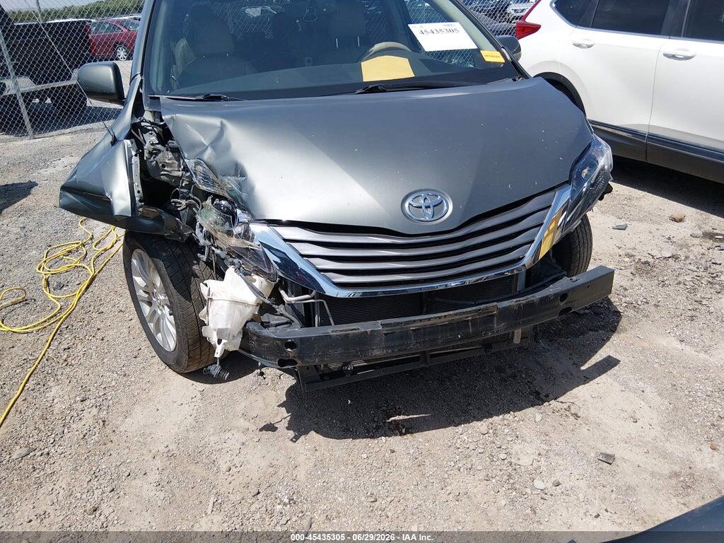 5TDYK3DC4BS106177 2011 TOYOTA SIENNA photo no. 6