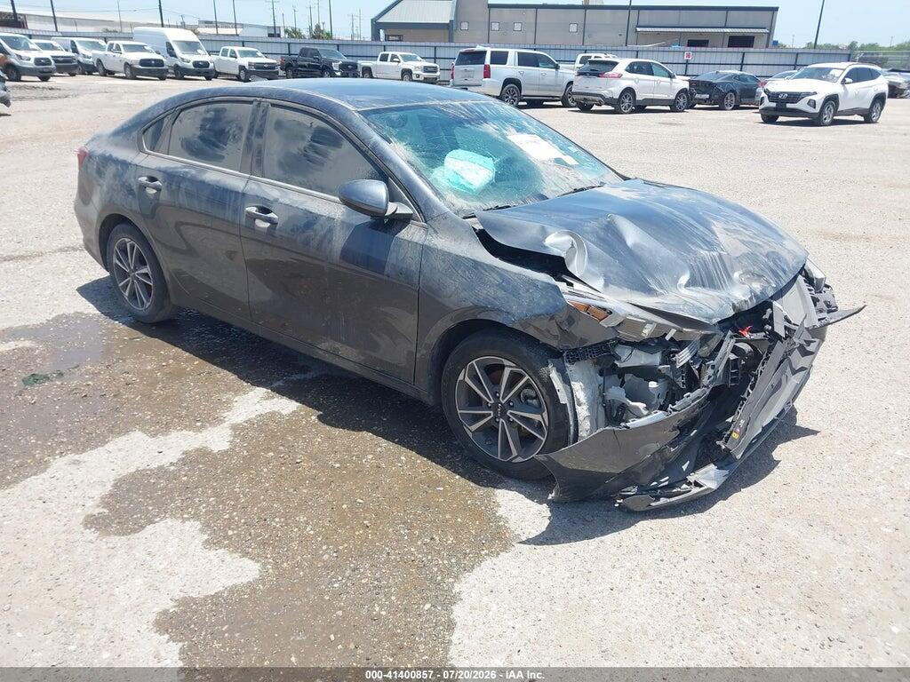 3KPF24AD6NE456502 2022 KIA FORTE photo no. 1