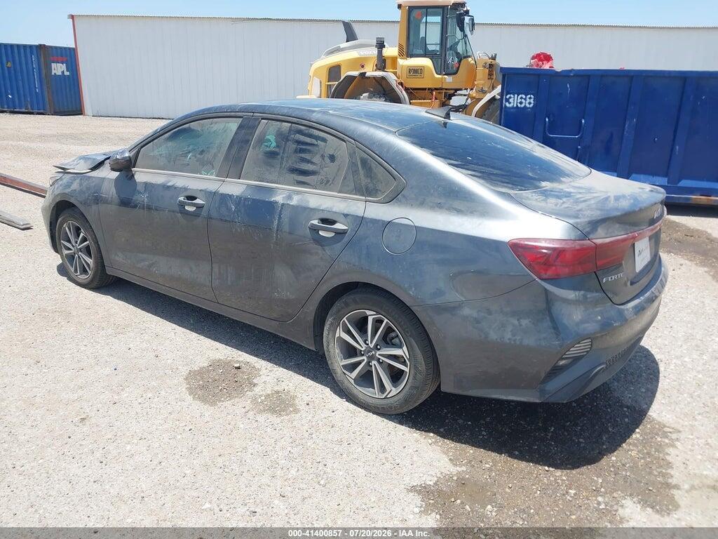 3KPF24AD6NE456502 2022 KIA FORTE photo no. 3