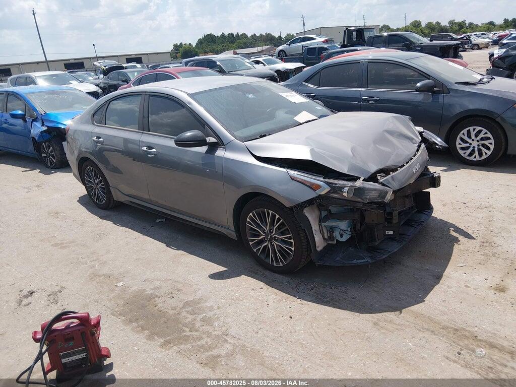 3KPF54AD9NE492269 2022 KIA FORTE photo no. 1