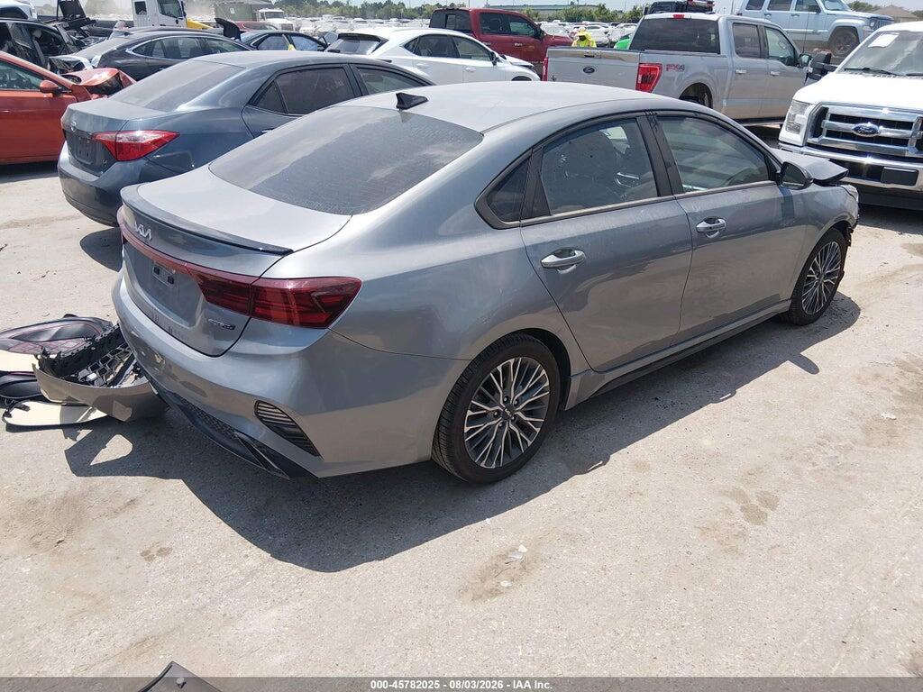 3KPF54AD9NE492269 2022 KIA FORTE photo no. 4