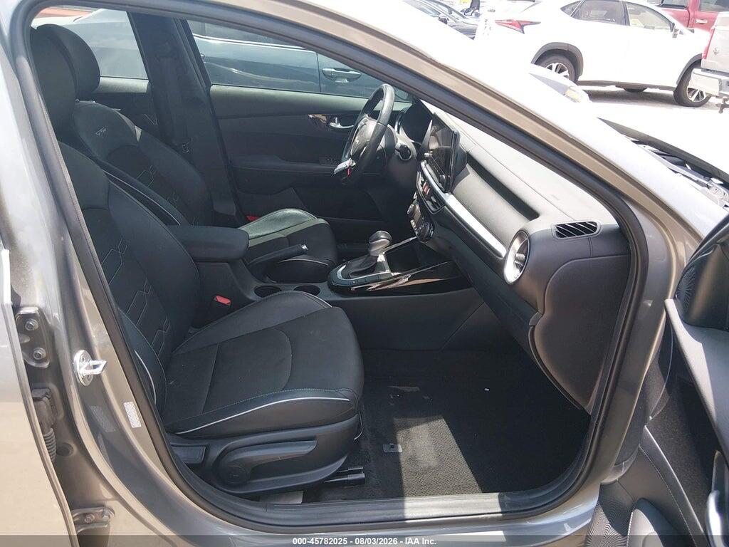 3KPF54AD9NE492269 2022 KIA FORTE photo no. 5