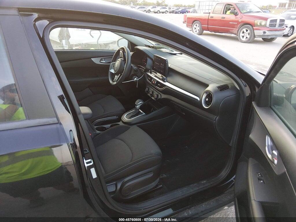 3KPF24AD4NE442162 2022 KIA FORTE photo no. 5