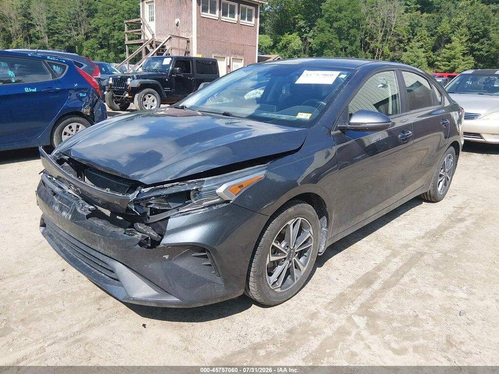 3KPF24AD8NE418155 2022 KIA FORTE photo no. 2