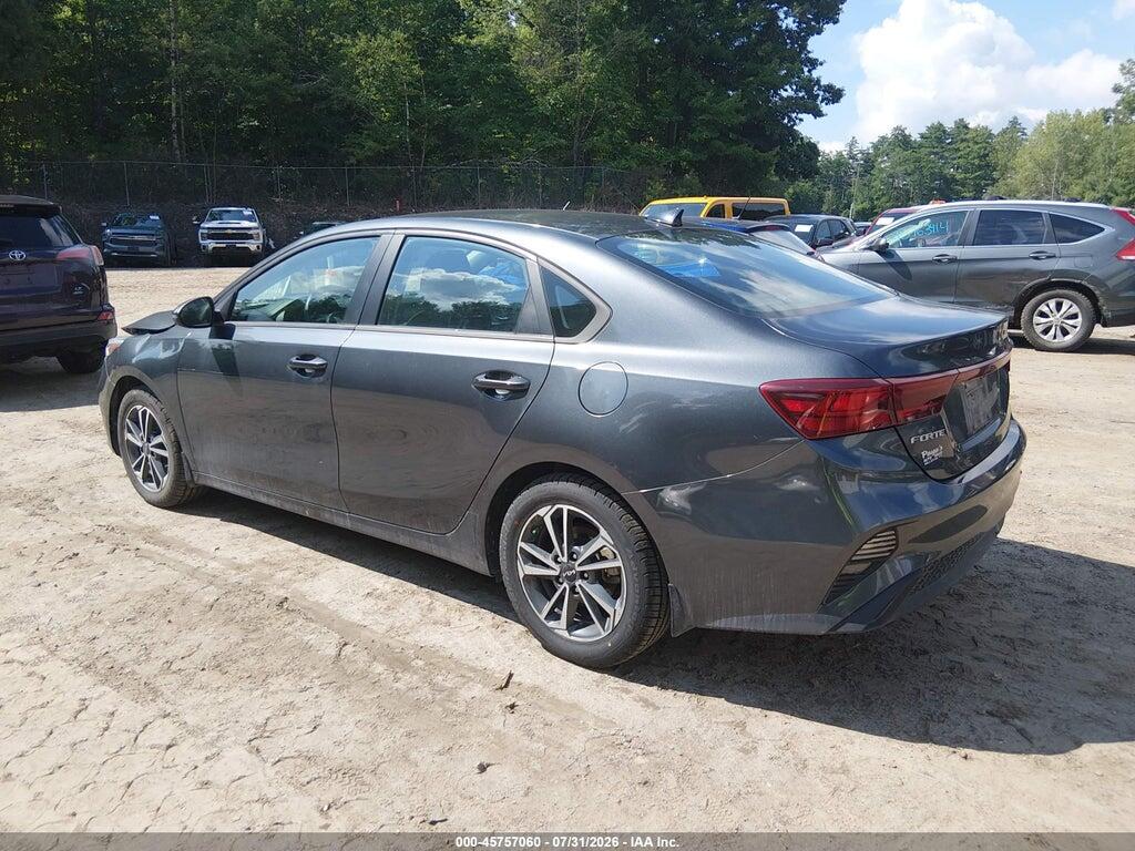 3KPF24AD8NE418155 2022 KIA FORTE photo no. 3