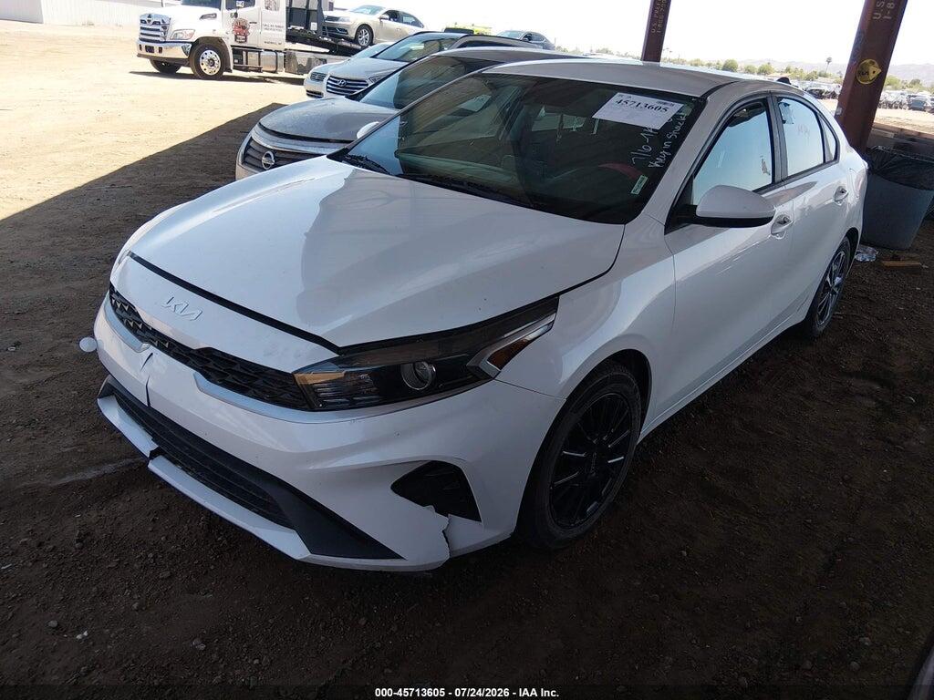 3KPF24AD8NE425350 2022 KIA FORTE photo no. 2