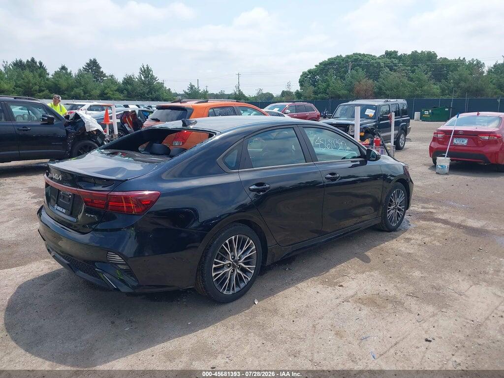3KPF54AD0NE438455 2022 KIA FORTE photo no. 4