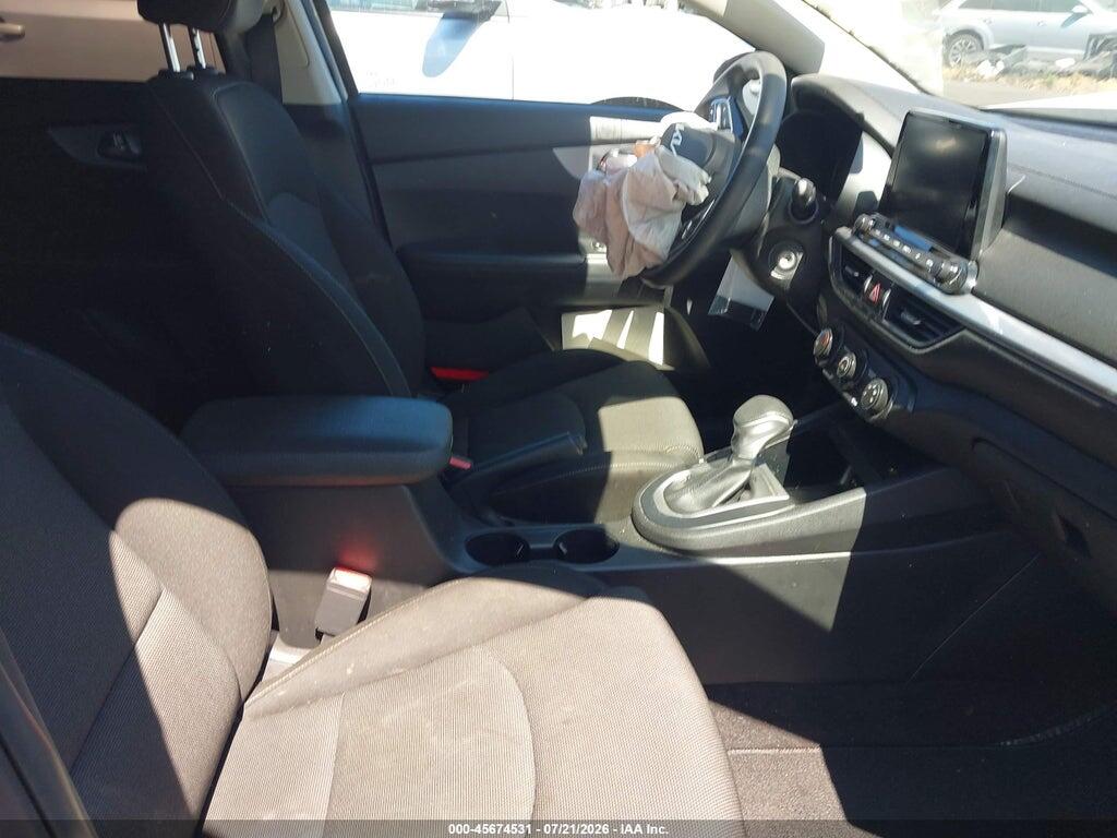 3KPF24AD6NE440428 2022 KIA FORTE photo no. 5