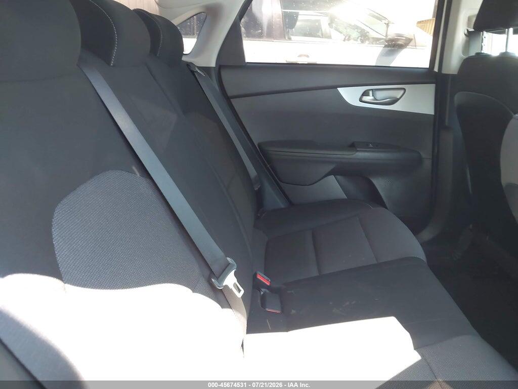 3KPF24AD6NE440428 2022 KIA FORTE photo no. 8