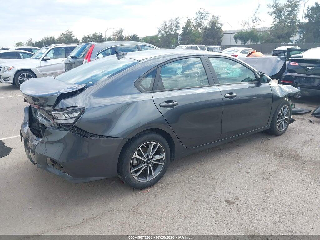 3KPF24AD2NE431404 2022 KIA FORTE photo no. 4